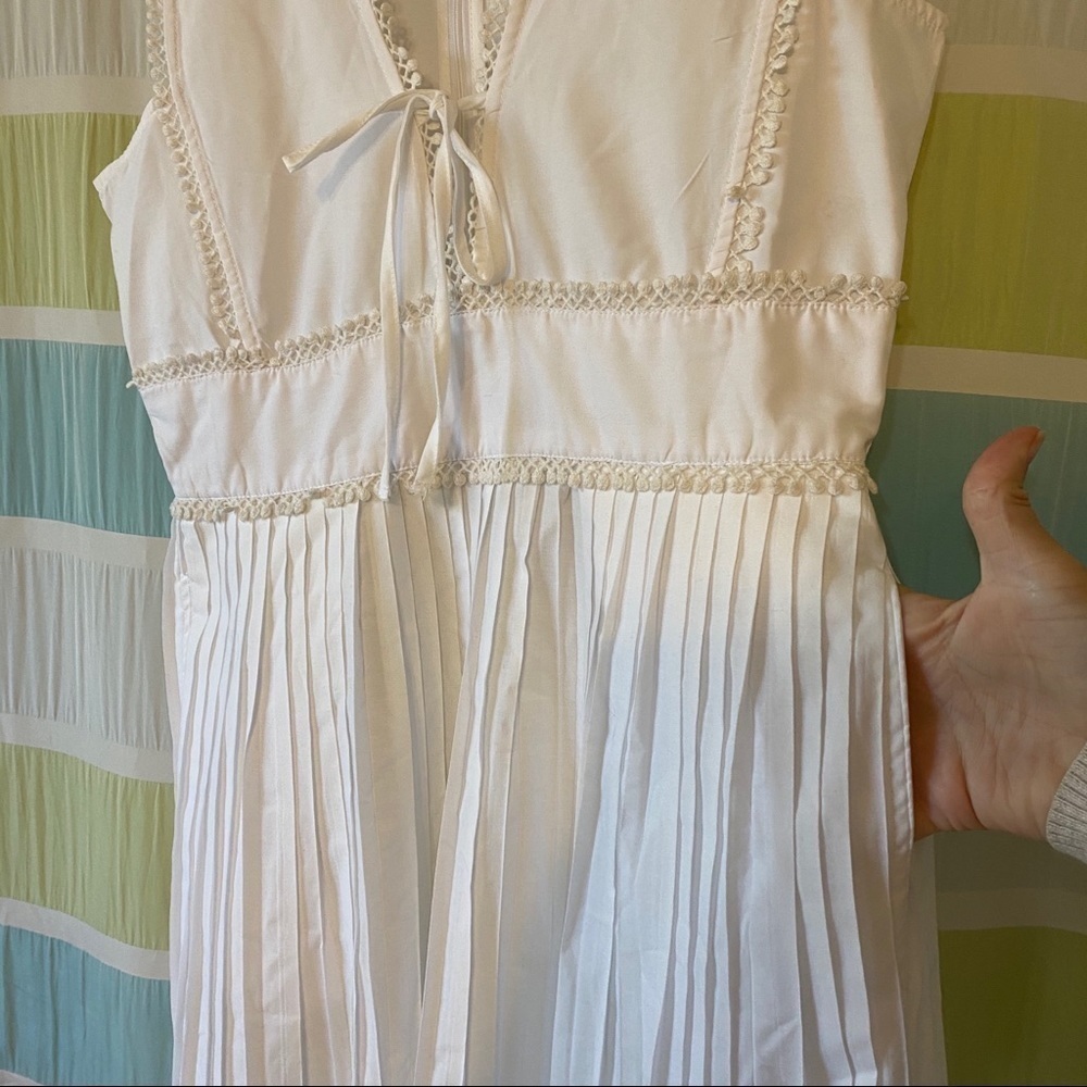 Walter Baker Dress NWT Fit & Flare White Sz Small - Picture 4 of 9